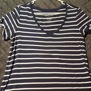 American Eagle very sexy shirt